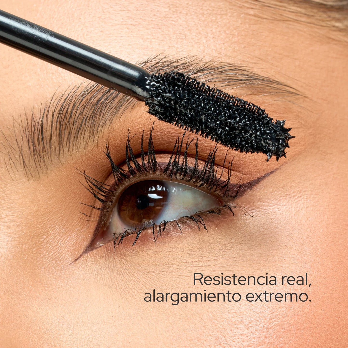 Pestañina Waterproof Largo Impactante - Anyeluz