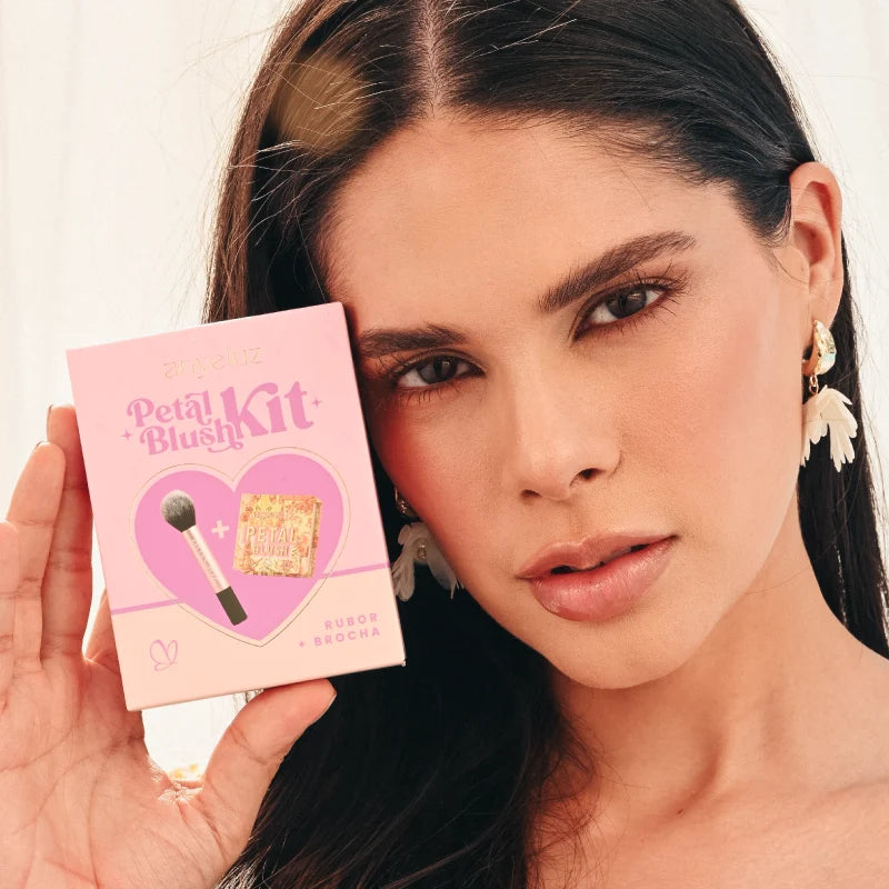 Rubor + Brocha Petal Blush Kit - Anyeluz